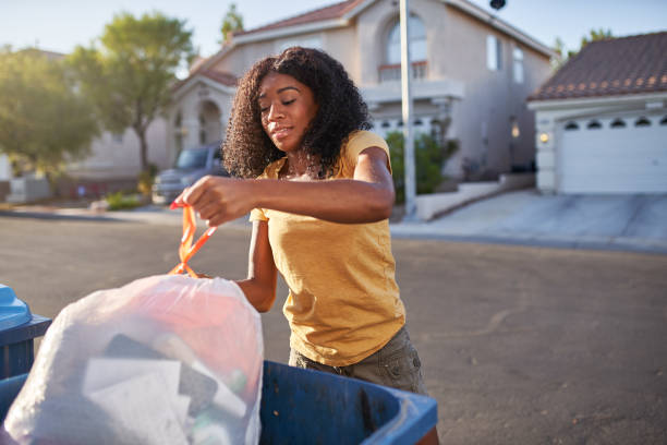 Best Household Junk Removal  in Gonzales, TX